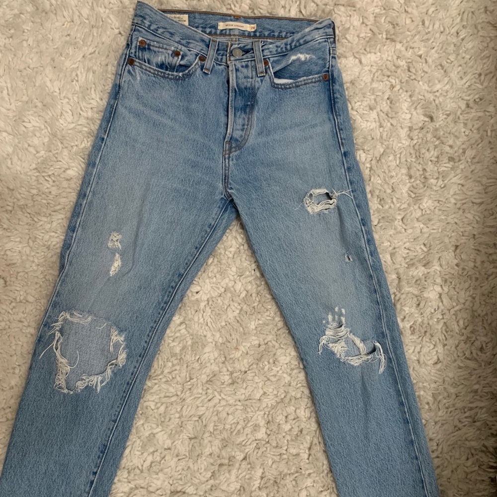 Wedgie strait levi’s jeans